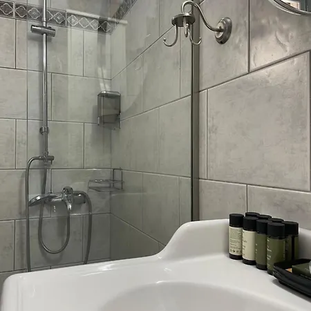 Country Stone House ,next To * Kalawrita