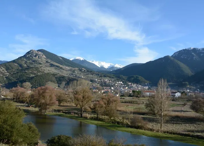 Country Stone House ,next To Калаврита